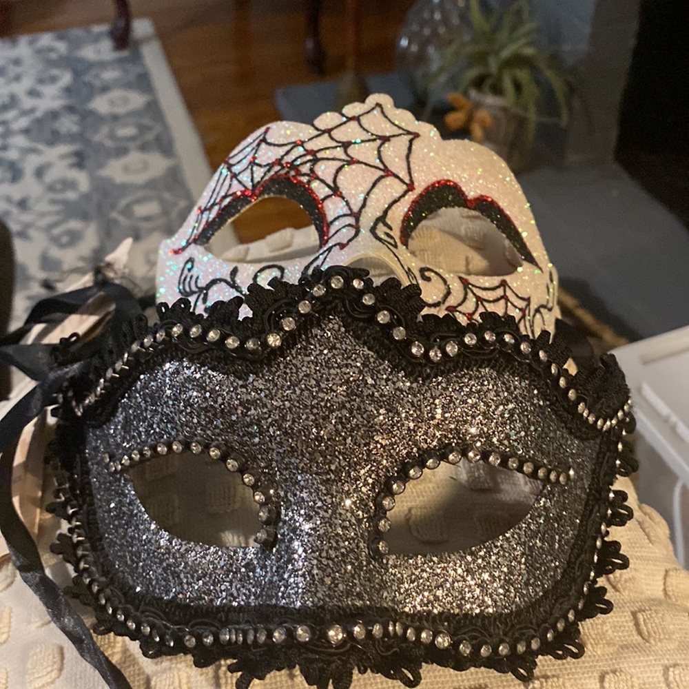 HAND PAINTED FACE MASK (2).